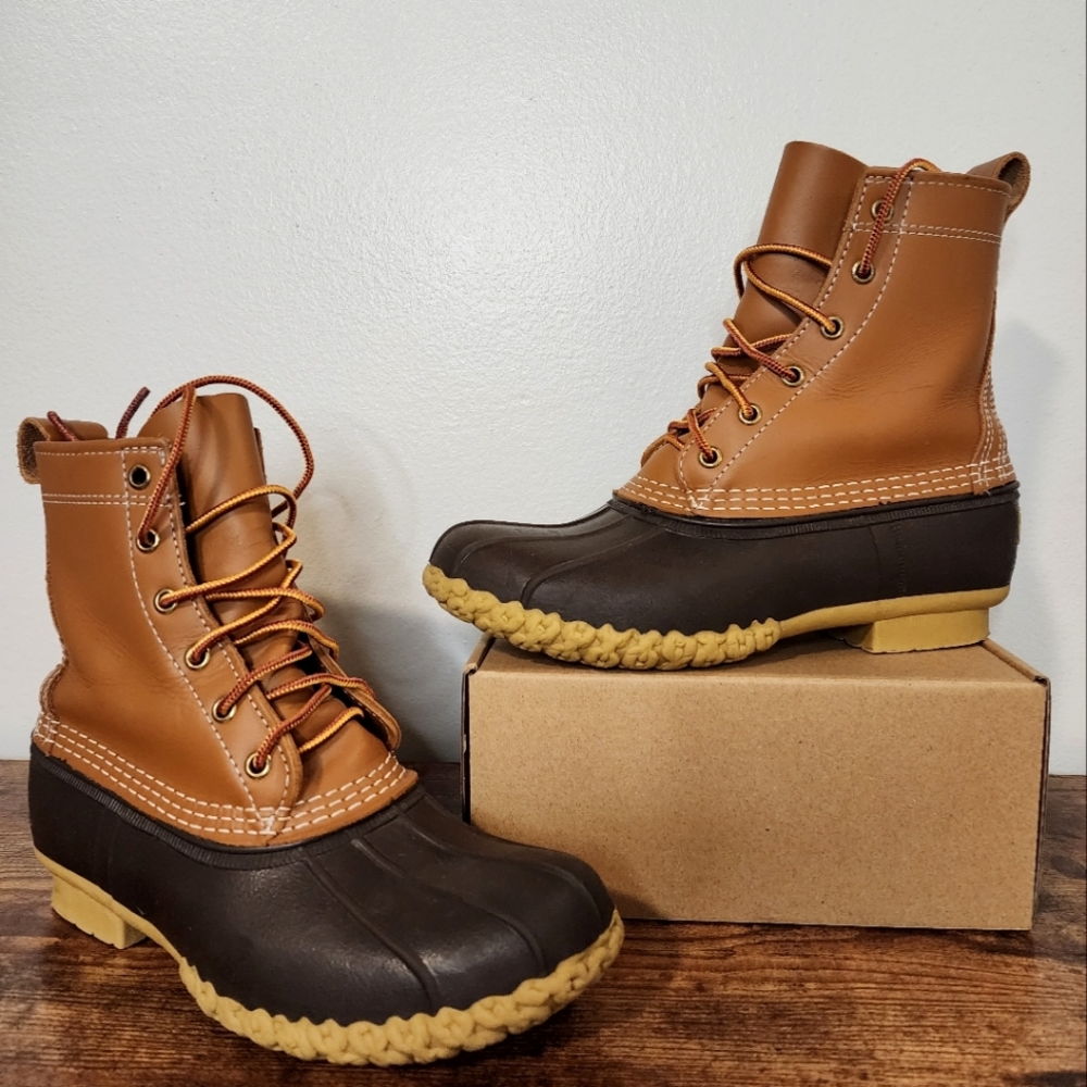 LL Bean Duck Boots Size 8.